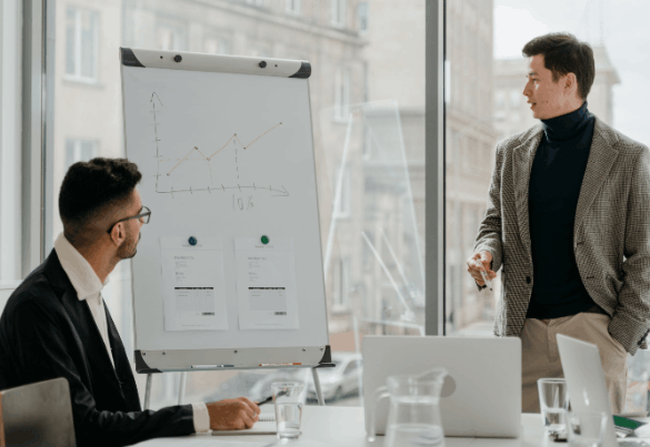 DIY Freelancer or Agency Which Build Route Fits Your Business